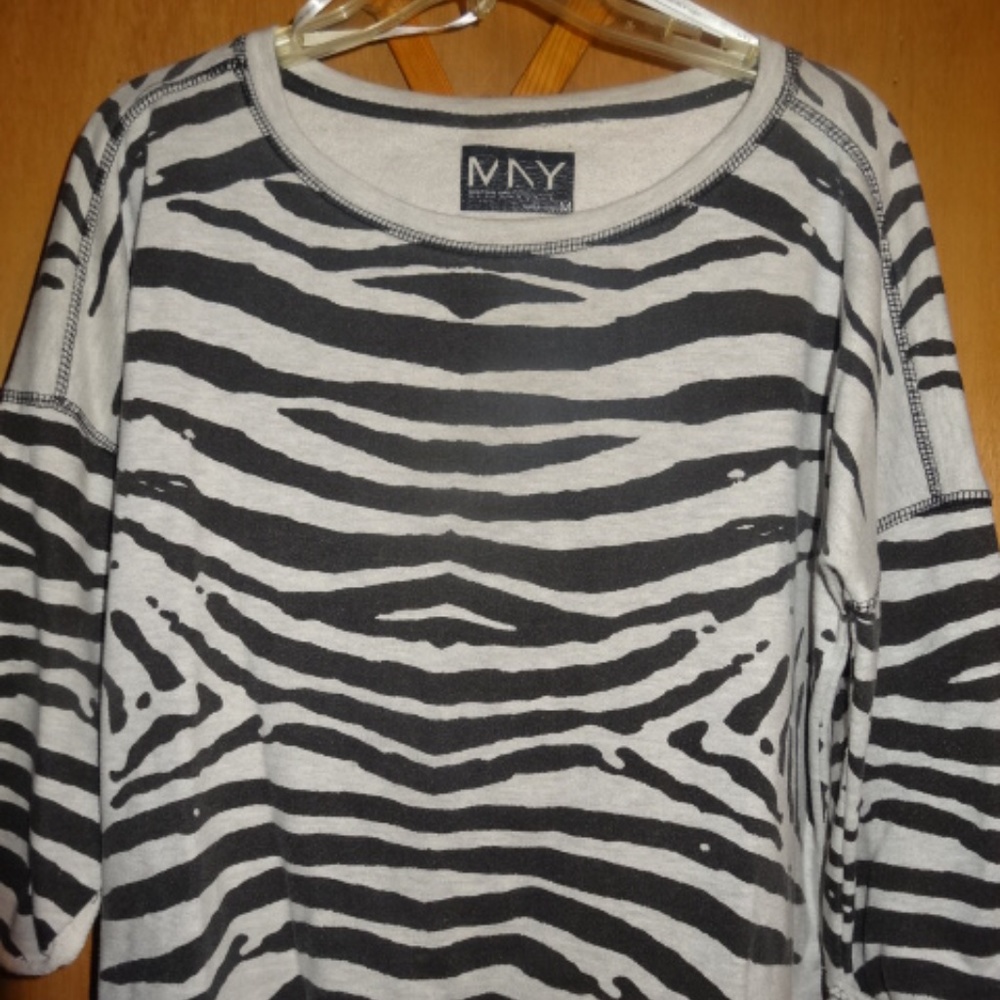 Women's NNY Crop Shirt Size M